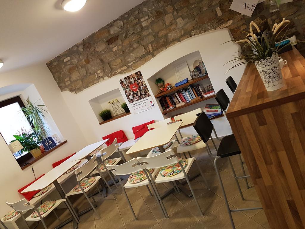 Hostel Alieti Изола Екстериор снимка