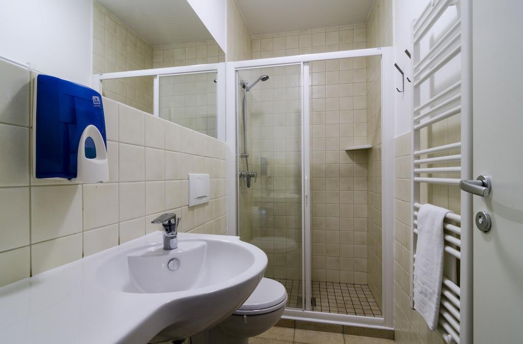 Hostel Alieti Изола Стая снимка