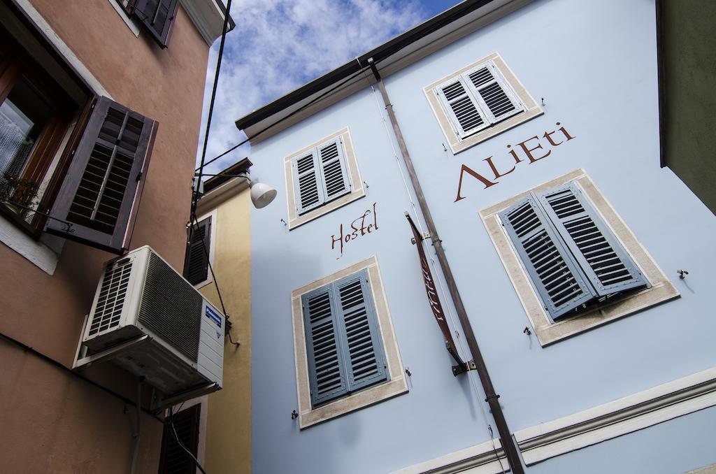 Hostel Alieti Изола Екстериор снимка
