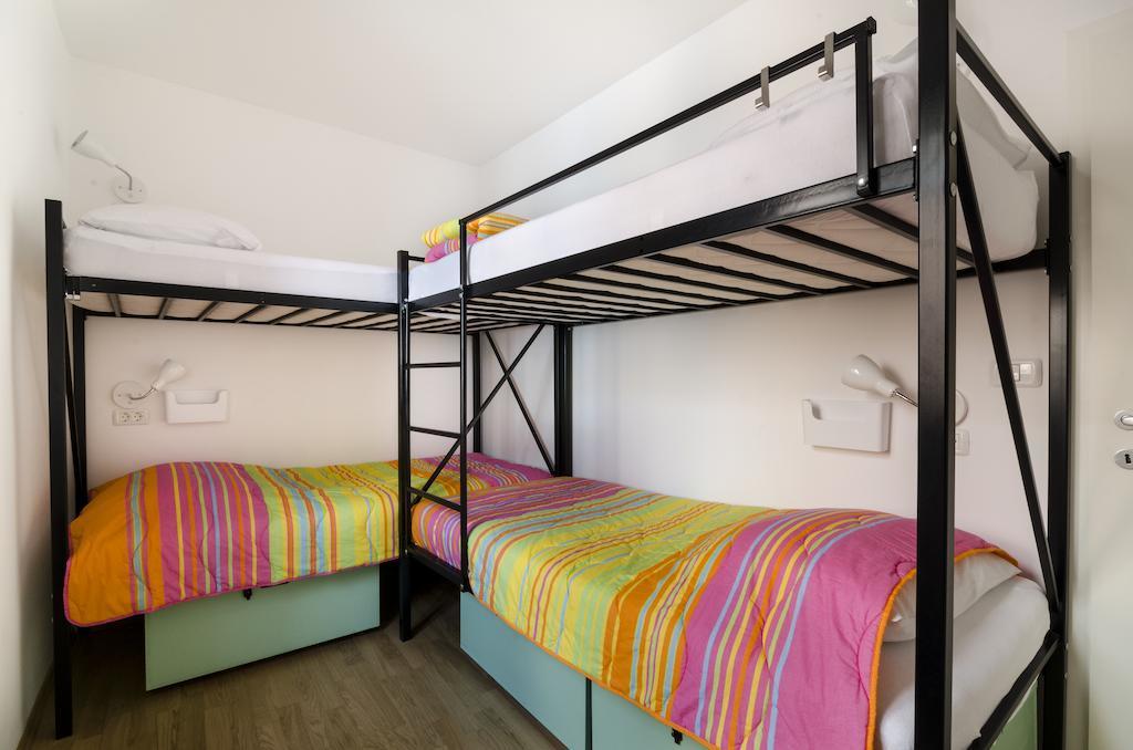 Hostel Alieti Изола Стая снимка
