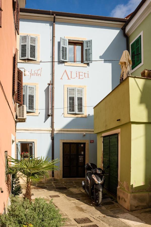 Hostel Alieti Изола Екстериор снимка